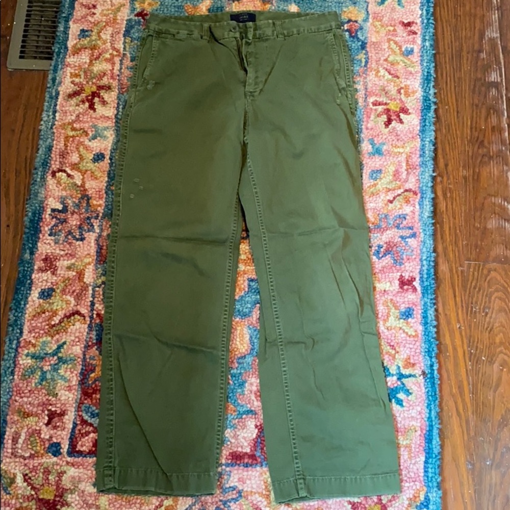 J crew distressed boyfriend chino.